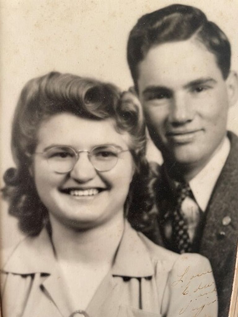 Edward & Virginia Wiederanders Profile Photo