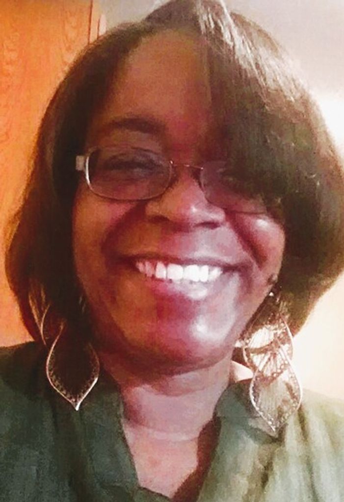 Cecilia Ray Profile Photo