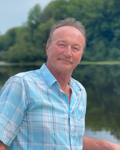 Keith B. Yarrington's obituary image