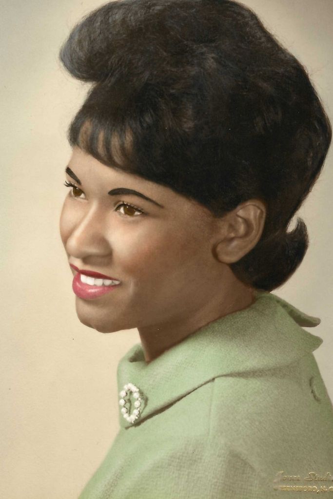 Gwendolyn Brown Profile Photo