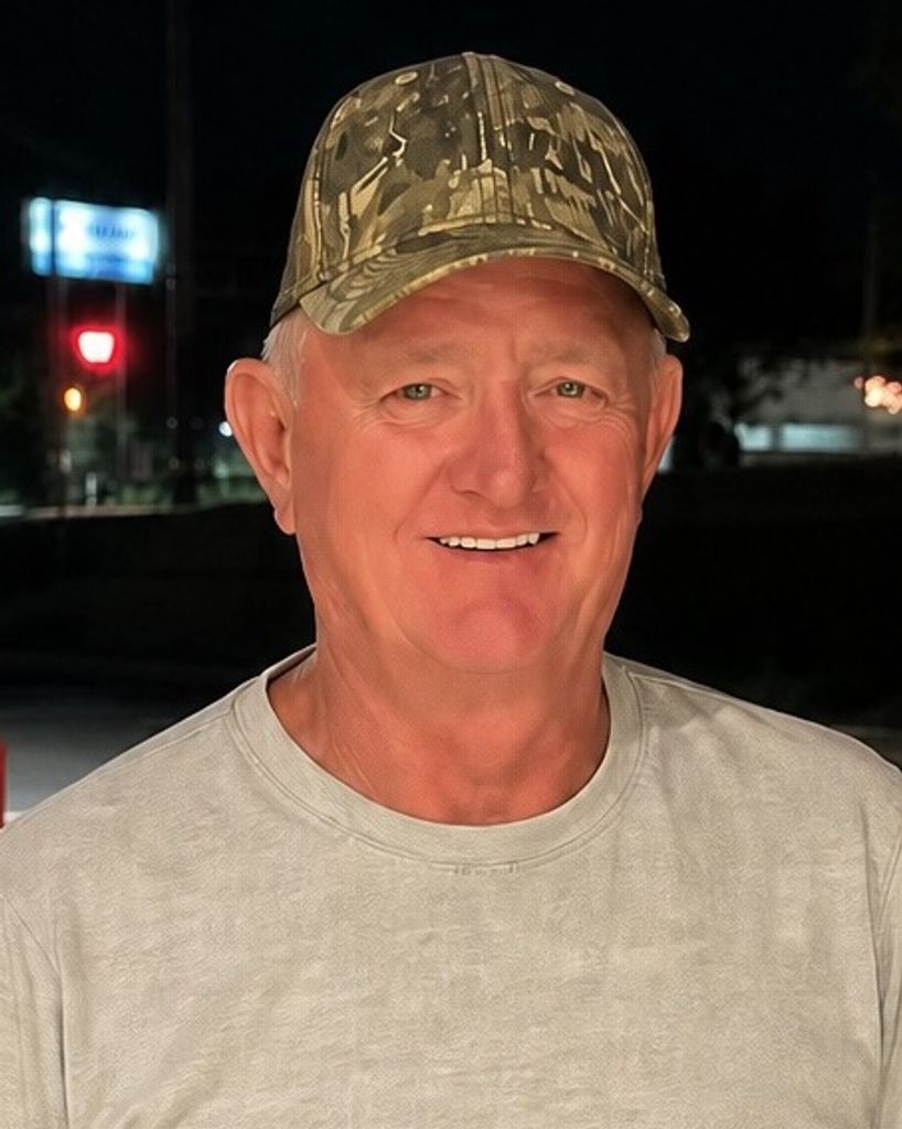 Lloyd R. Hollingsworth Profile Photo