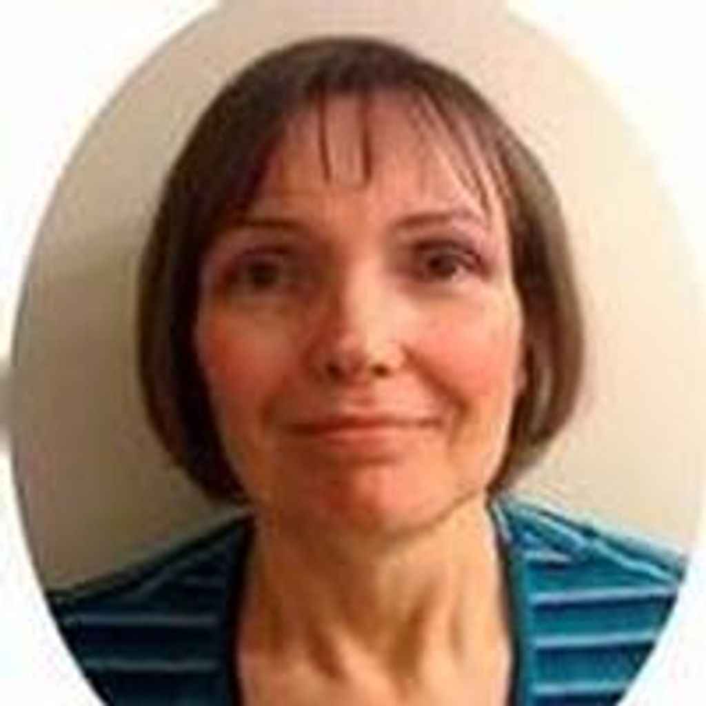 Deborah L Green
