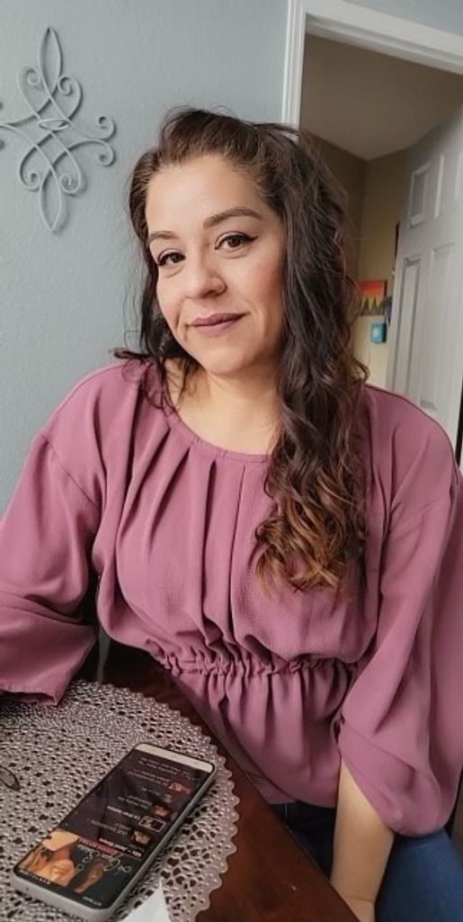 Silvia Gomez Profile Photo