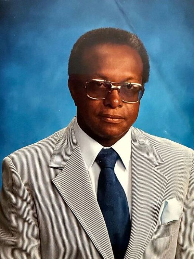 Mr. Roman Leon Wagner