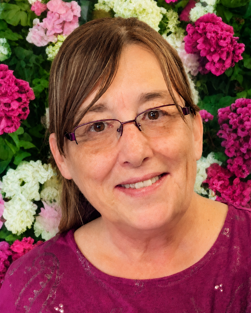 Robin Lynn Senechal Profile Photo
