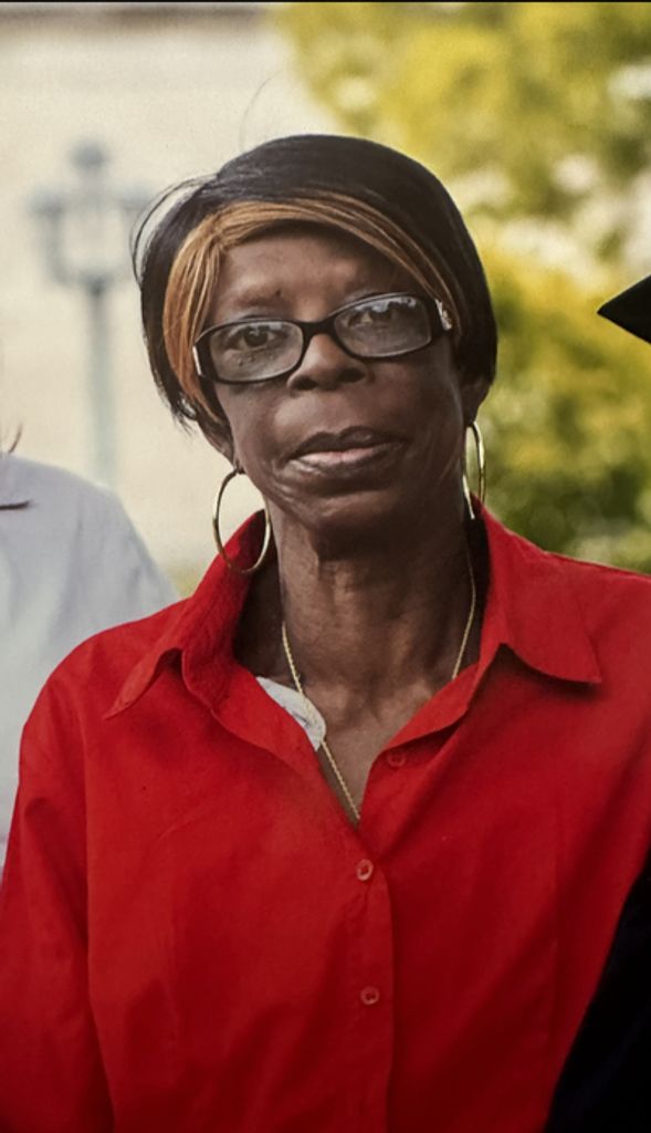 Carolyn Harris Profile Photo