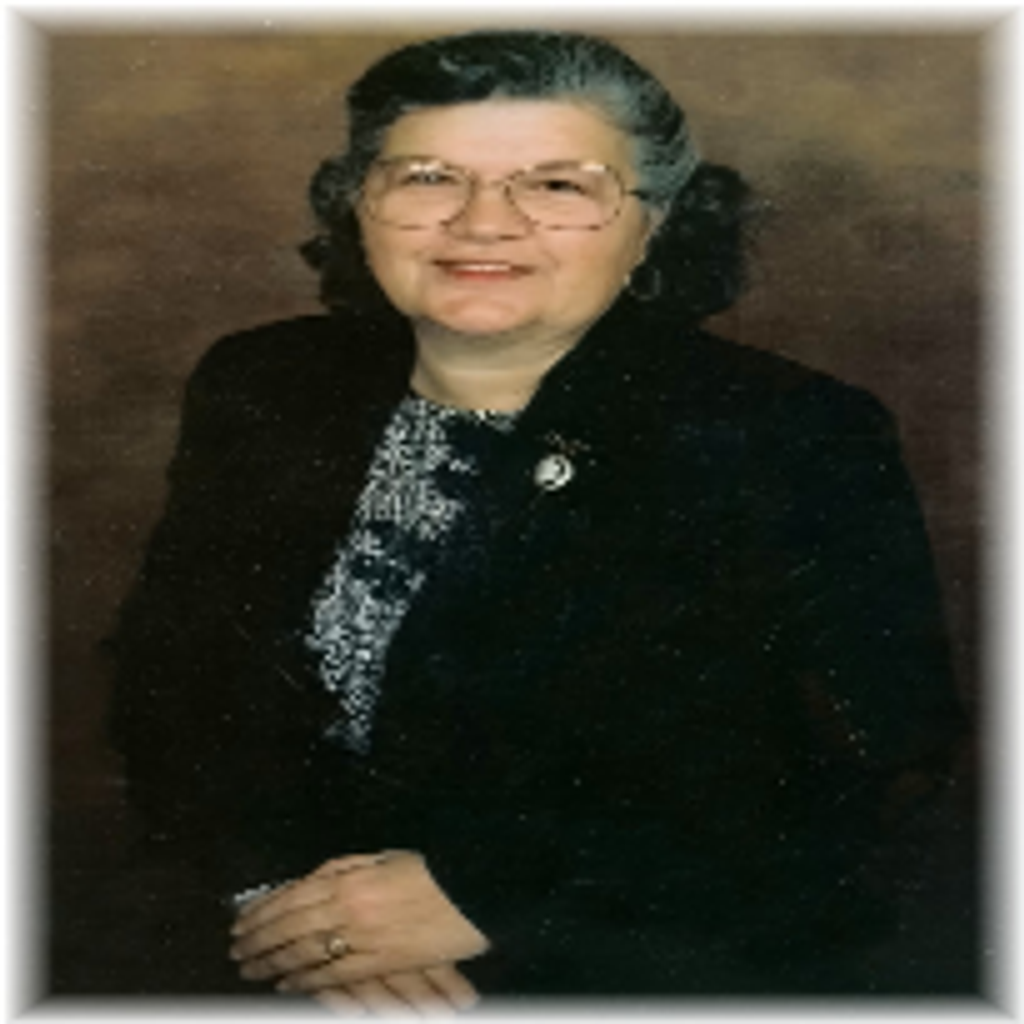 Amelia Cominos