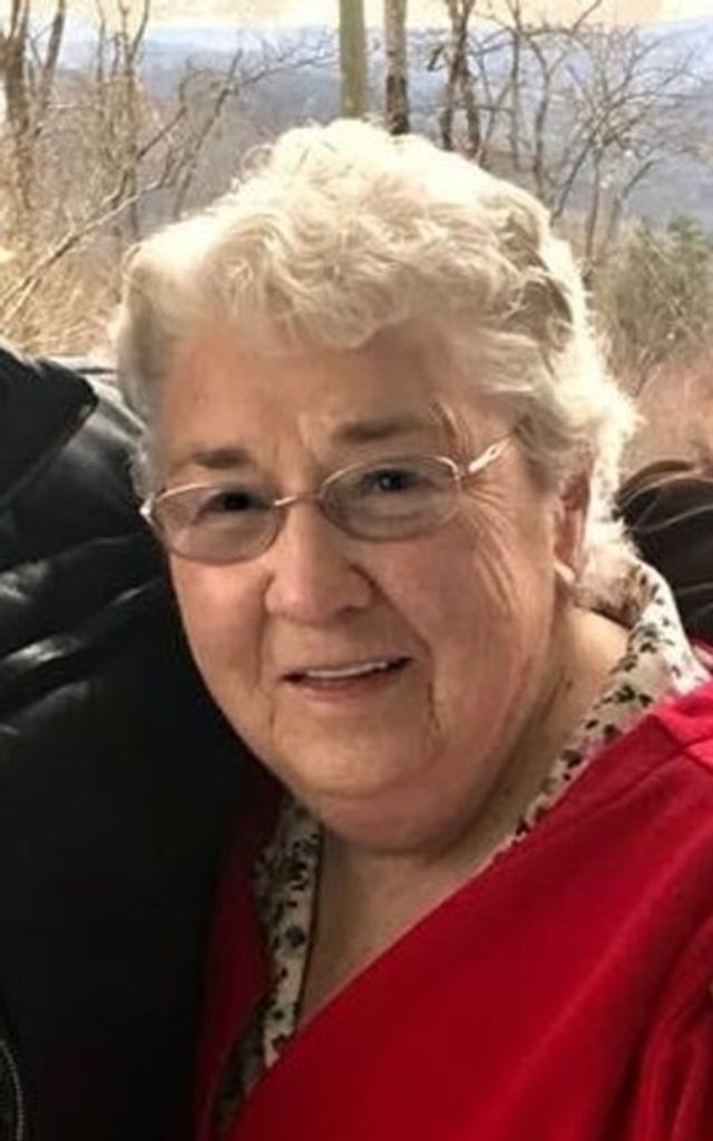 Angie Murlene Hughes Profile Photo