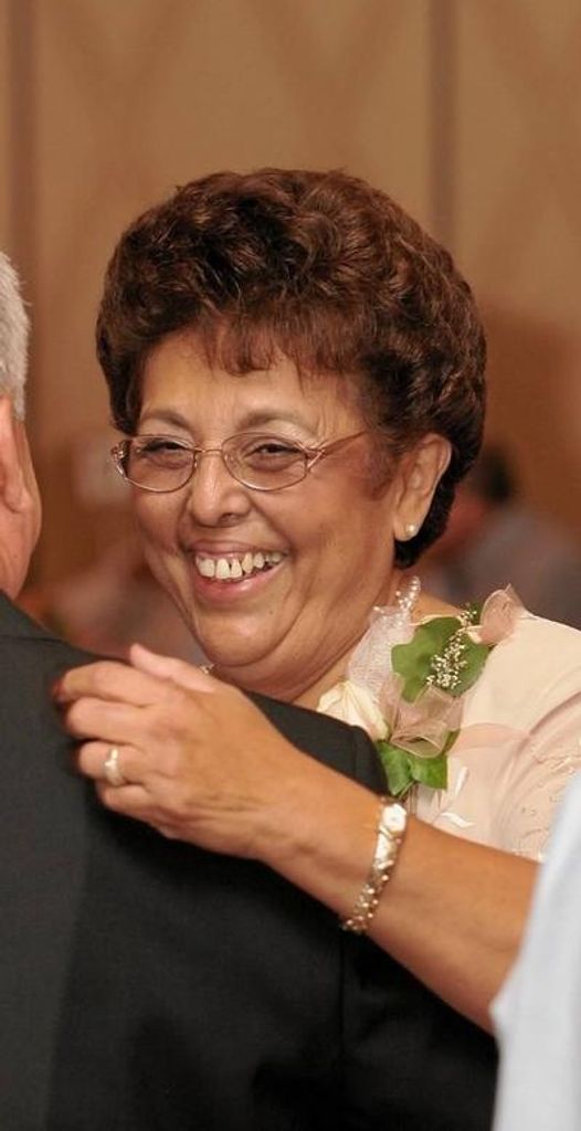 Maria Teresa Herrera Profile Photo