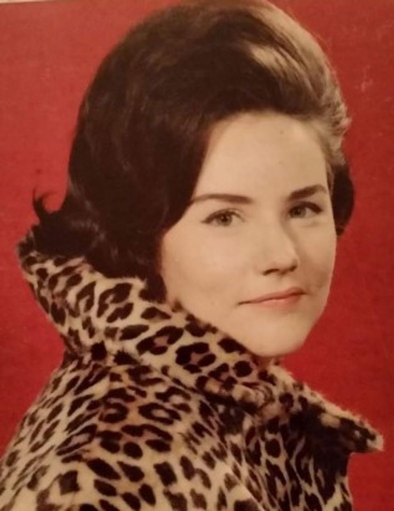 Valory Gay (Wyeth)  Kuntupis-Marsh Profile Photo