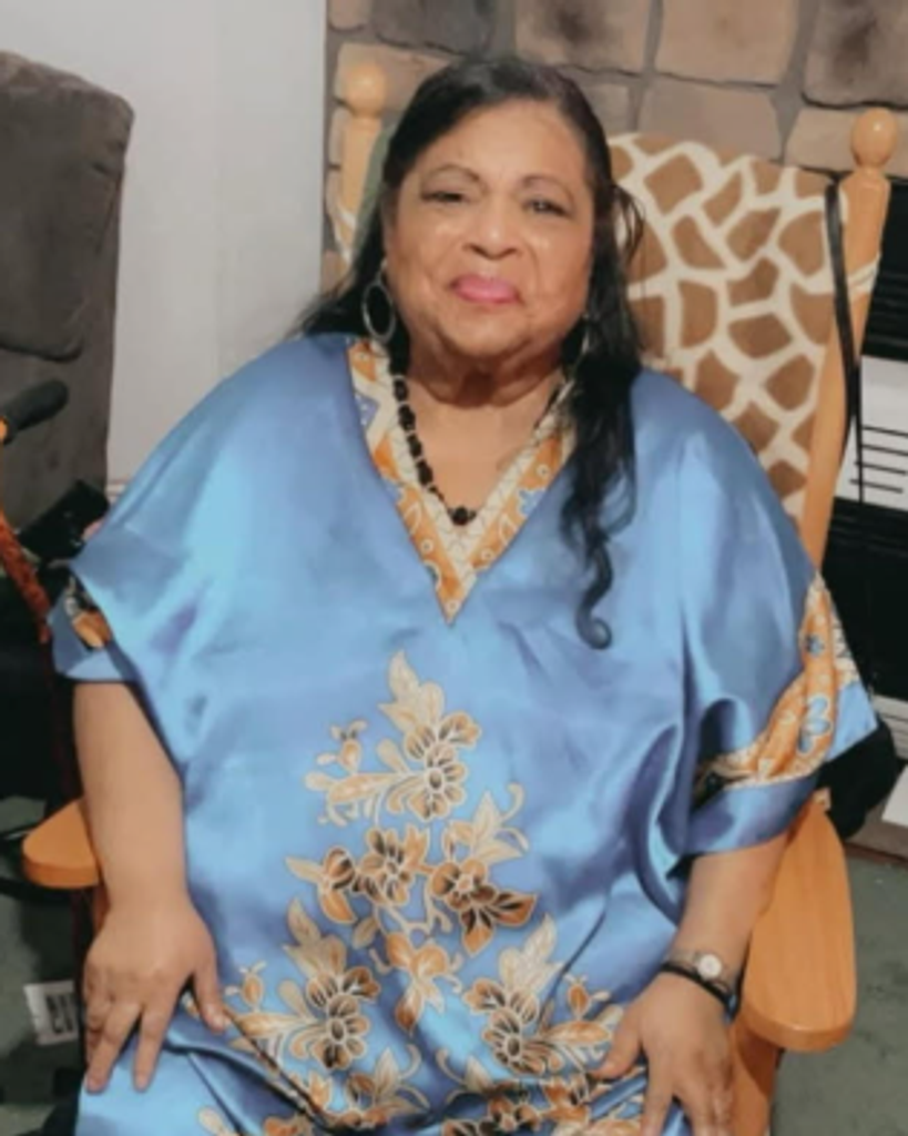 Linda Lou Harris-Mayo