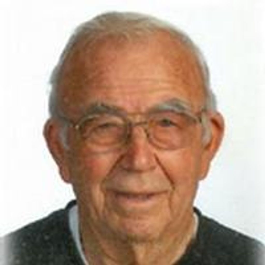 Glenn E Long