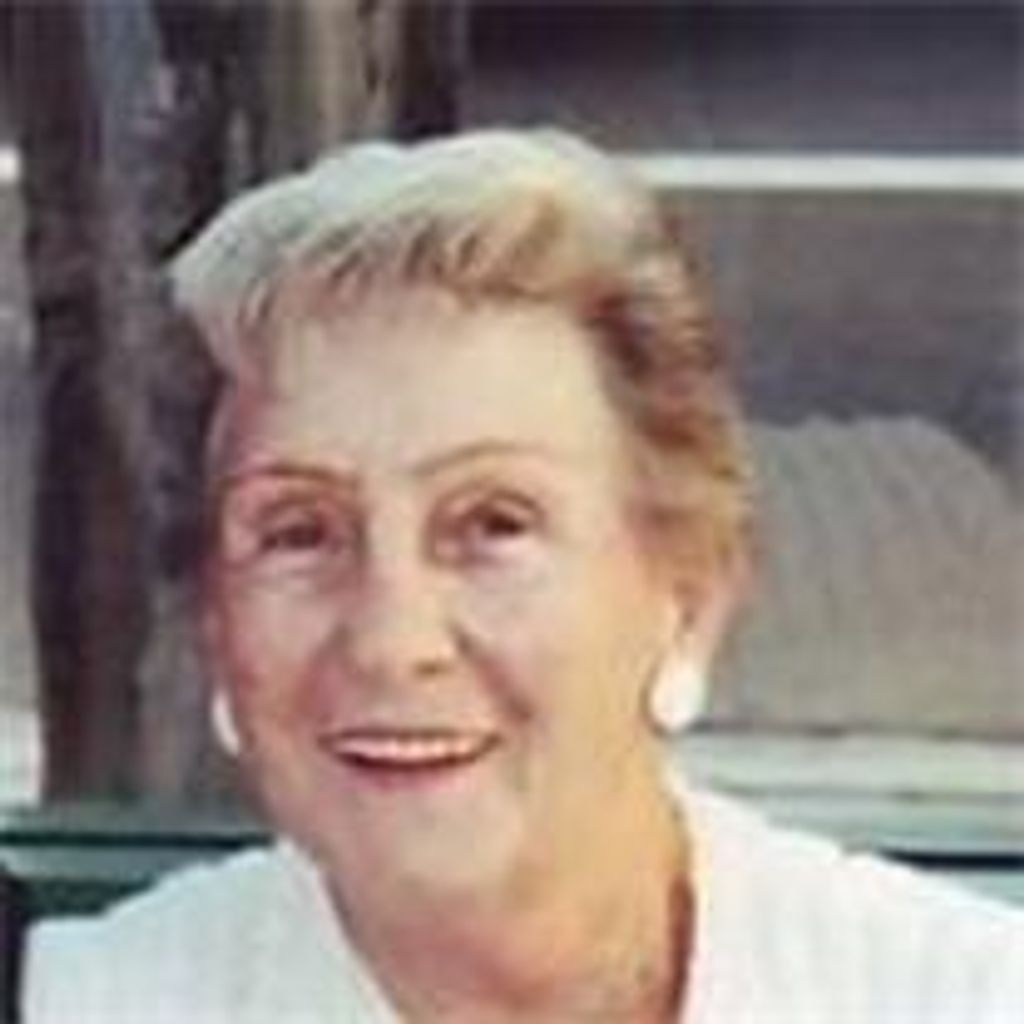 Pauline "Pat" De Luca