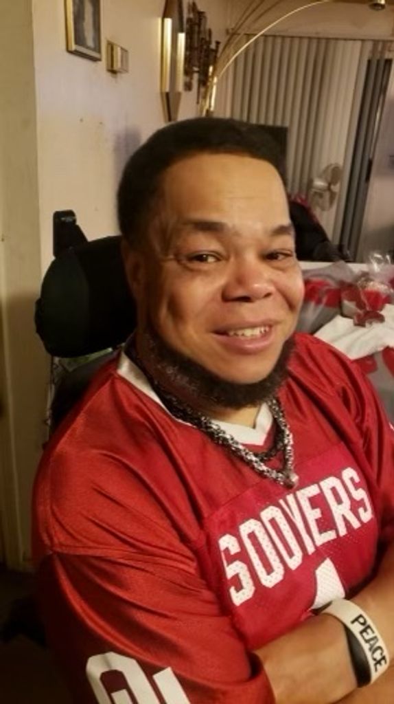 Thomas Sinegal Profile Photo