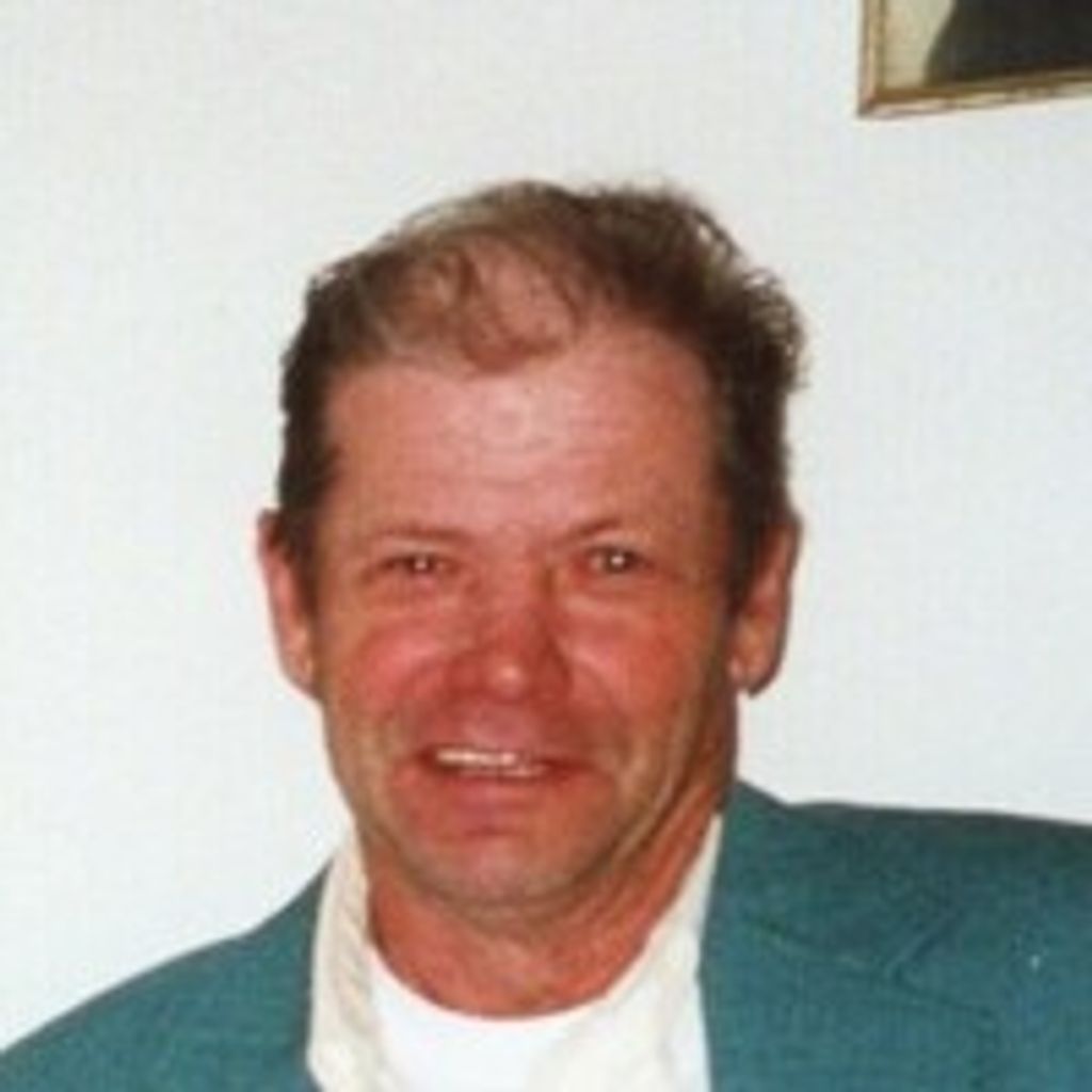 Cecil 'Tom' New