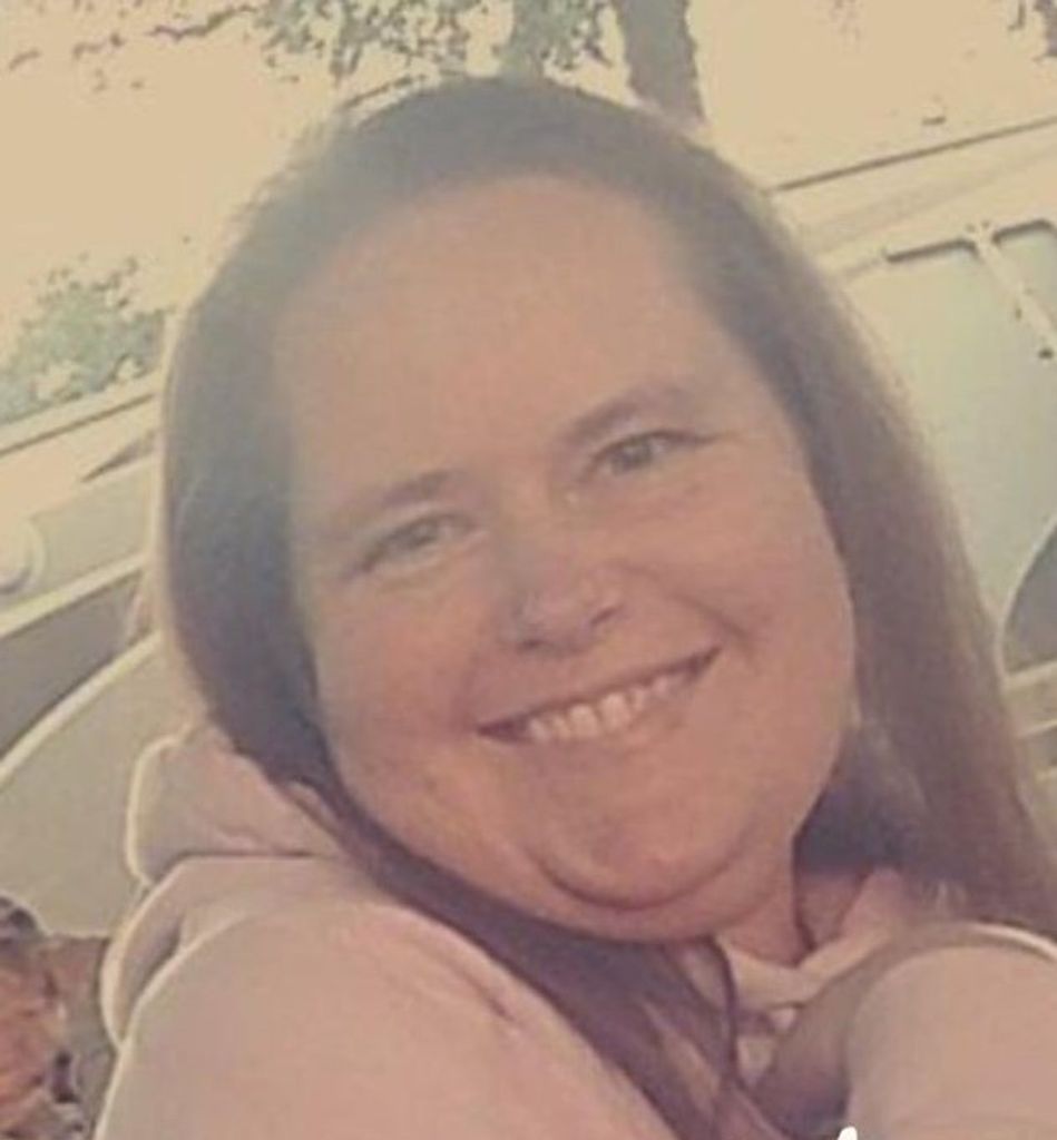 Sarah Elizabeth Hall (Plozay)