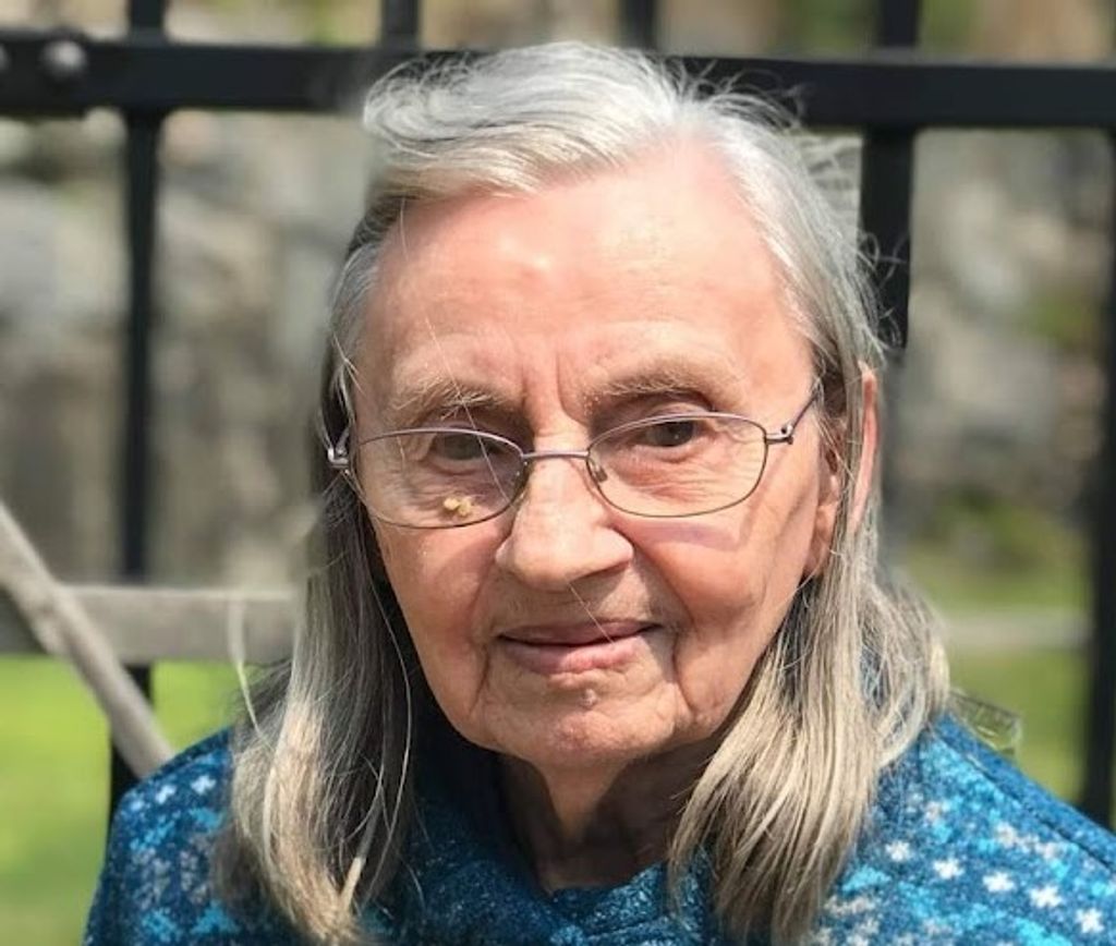 Pauline Richardson