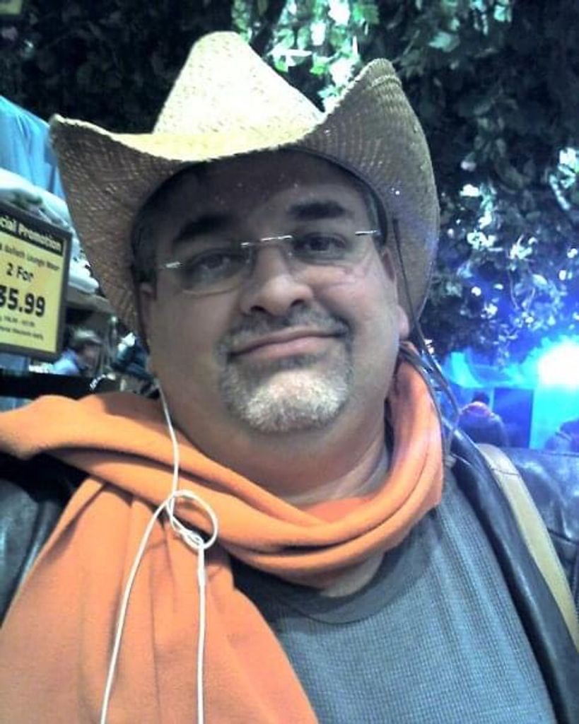 Carlos Edgardo Saez Figueroa Profile Photo