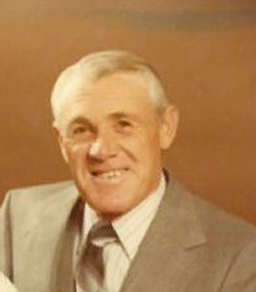 William Lloyd (Billy)  Moya Sr