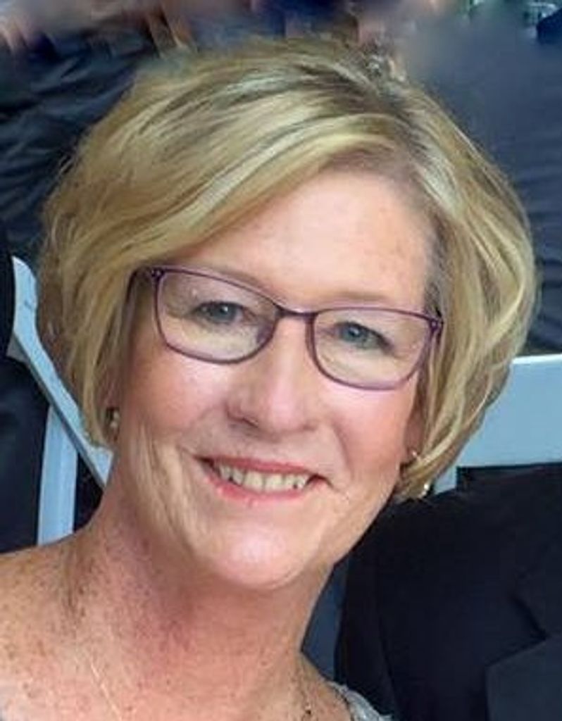 Susan Lee (Davies)  Basinger