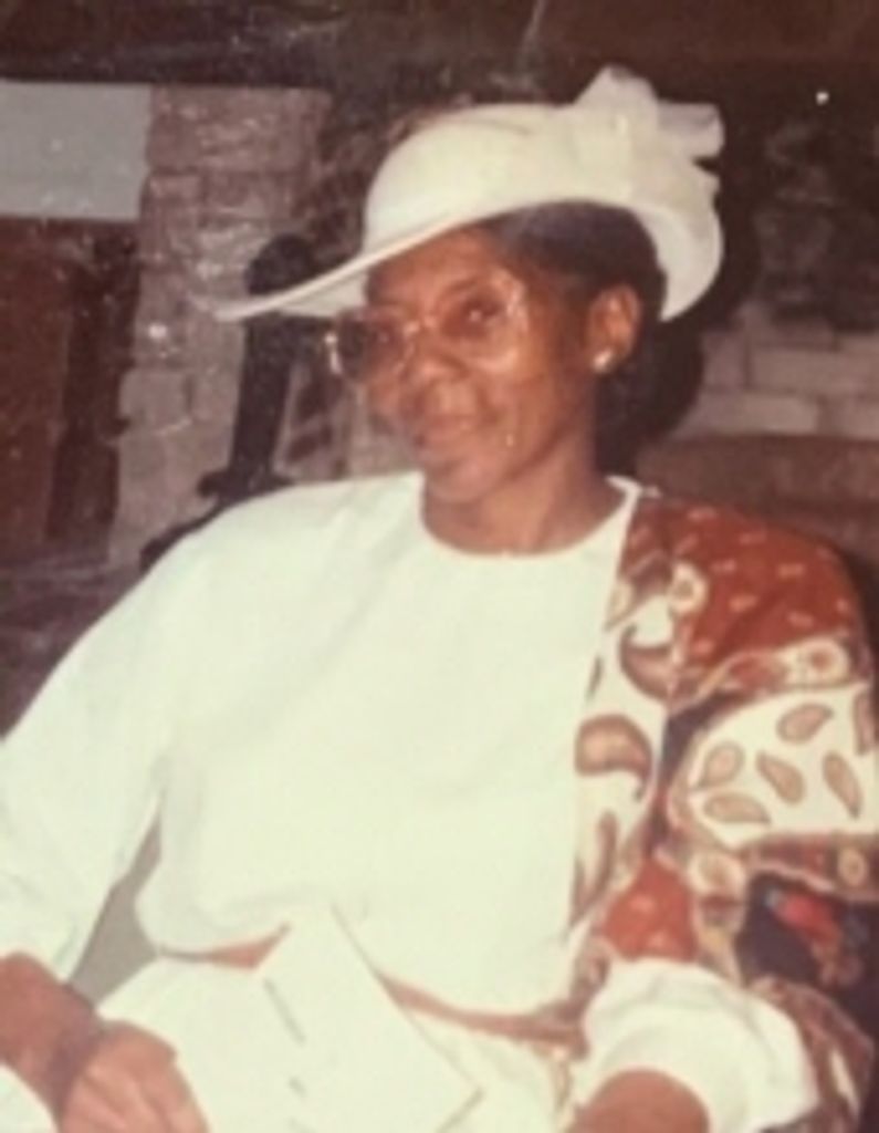 Mattie Pearl Mrs. Louis