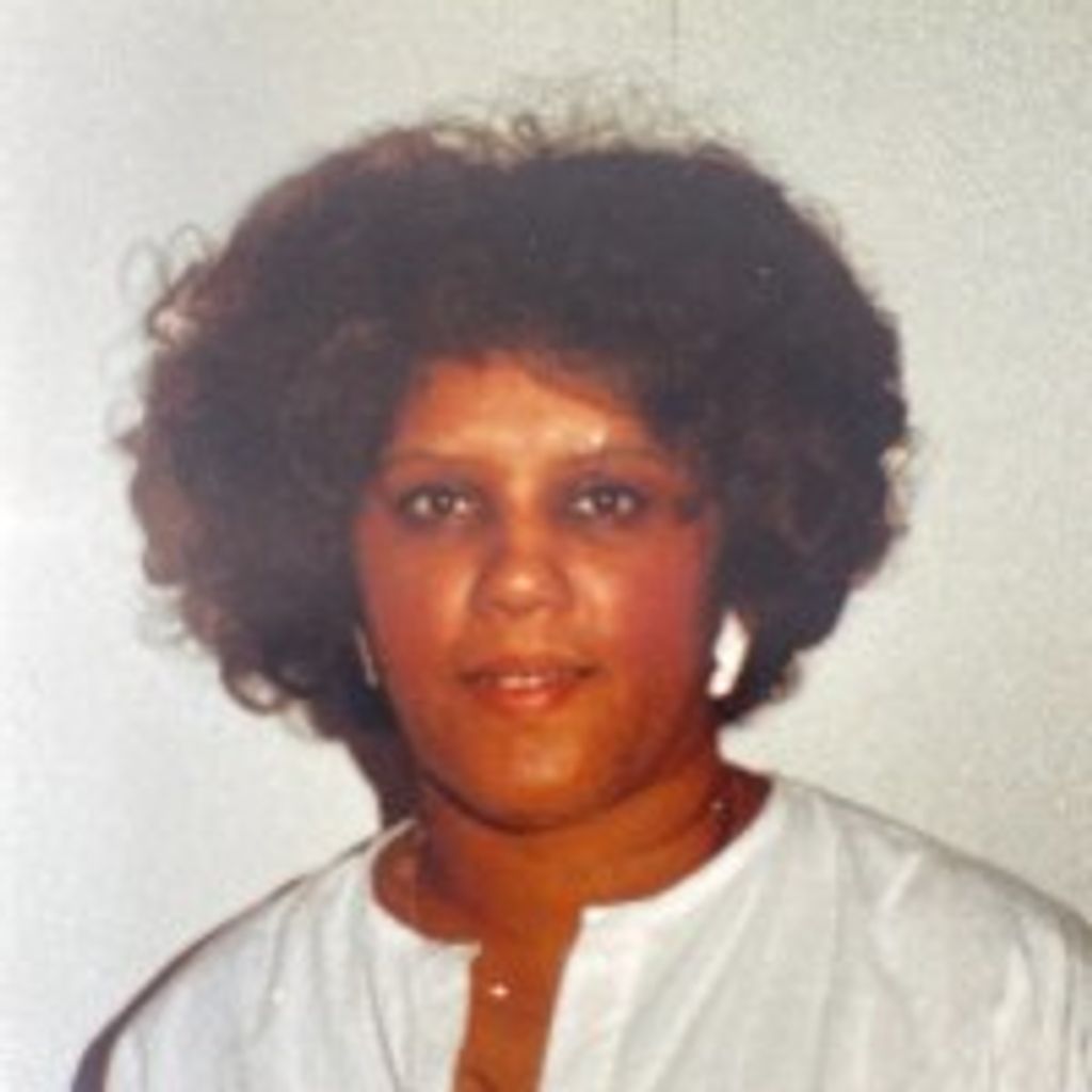Ms. Glenda Smith Profile Photo