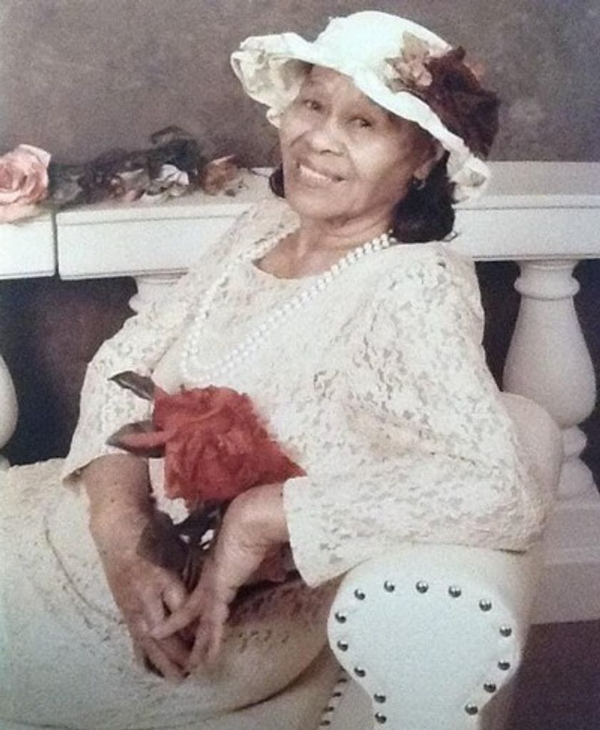 Teresita Castillo Rafinian