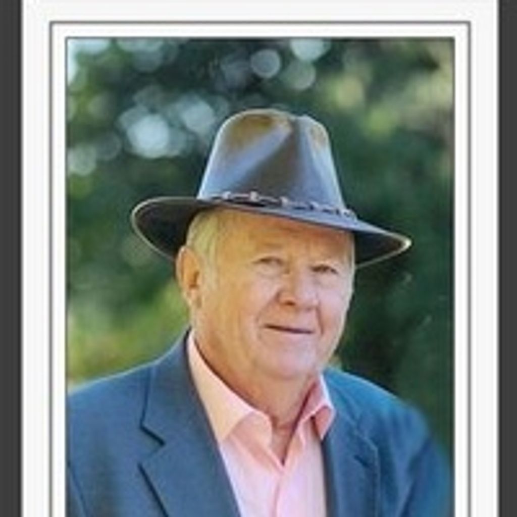 John L Davis