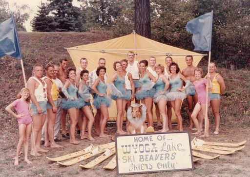 Robert Emery Shively photo gallery thumbnail 10 of 77