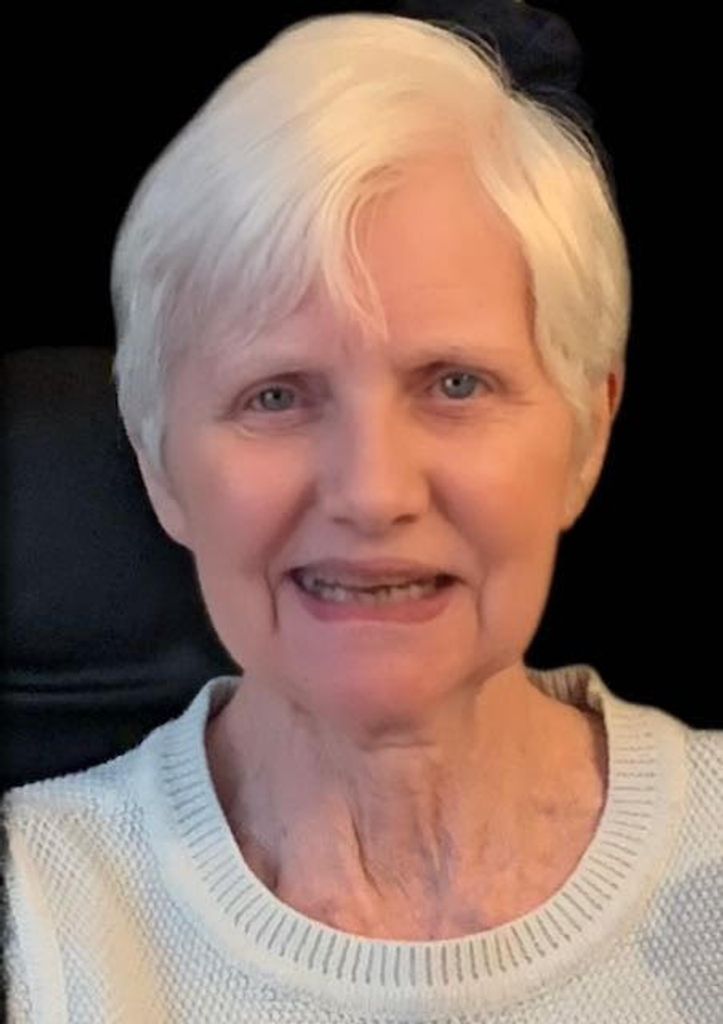 Dixie Holmes