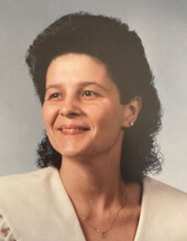 Tena Moore Profile Photo