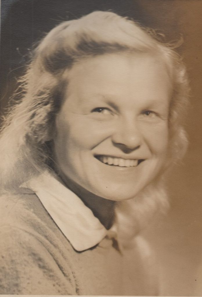 Helena "Busia” (Kornobis)  Nuttall