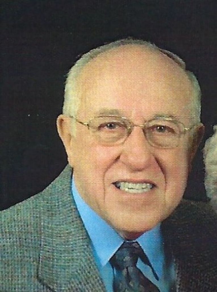 Floyd Lewis Oaks Profile Photo