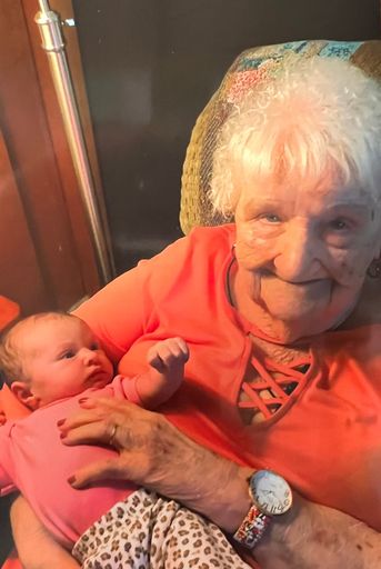 Mary Ann Campbell photo gallery thumbnail 92 of 137