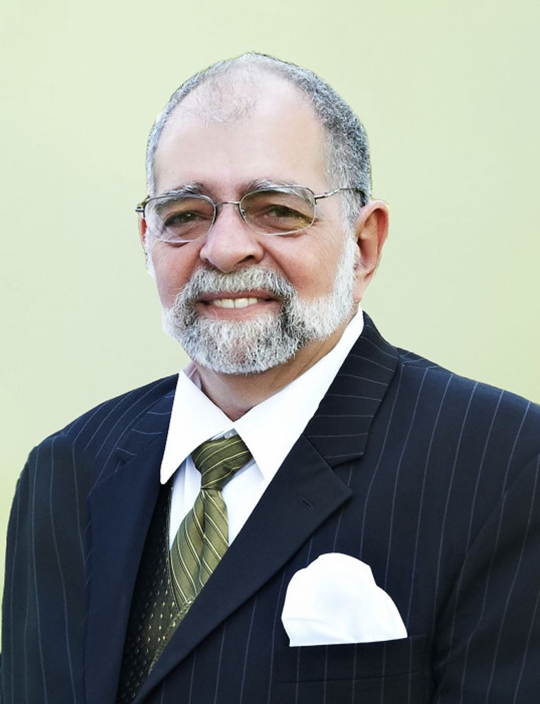 Francisco R. Calvo Profile Photo