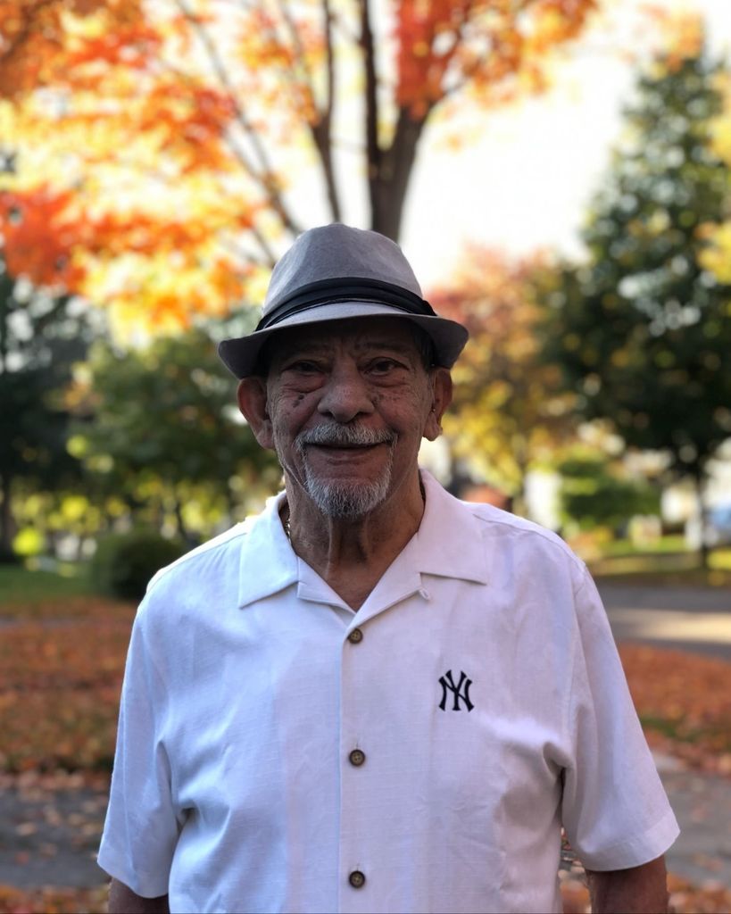 Julio Rivera Profile Photo
