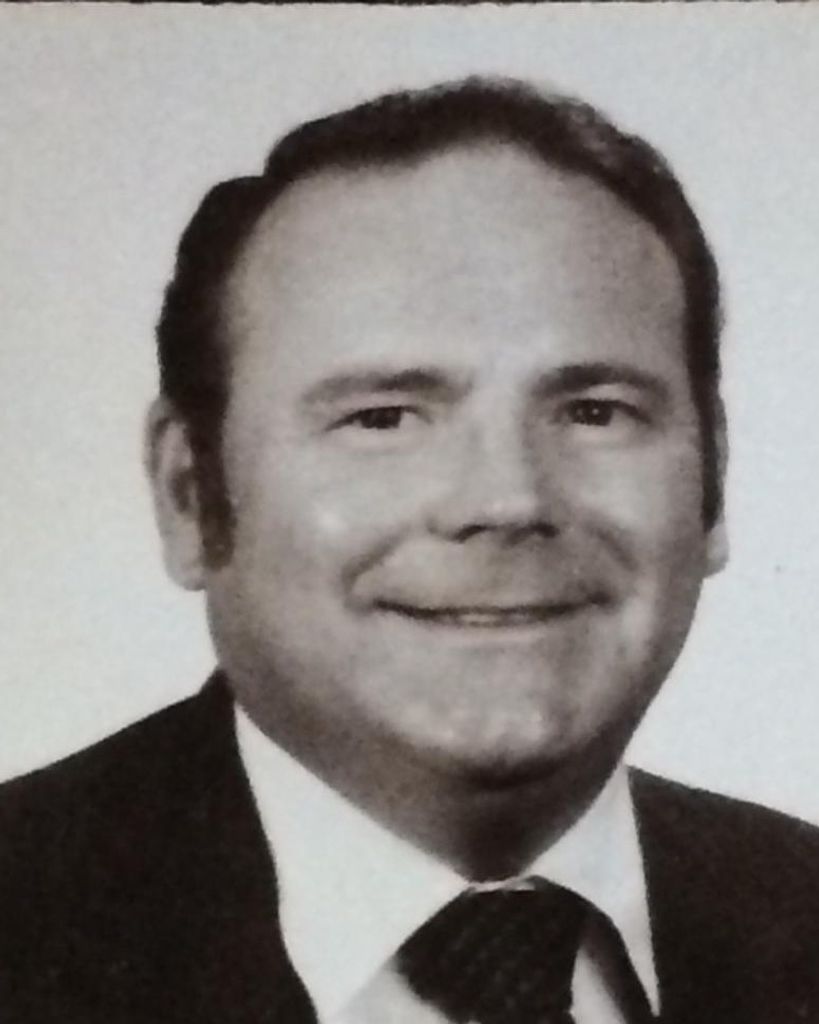 Howard White Davis, Jr.