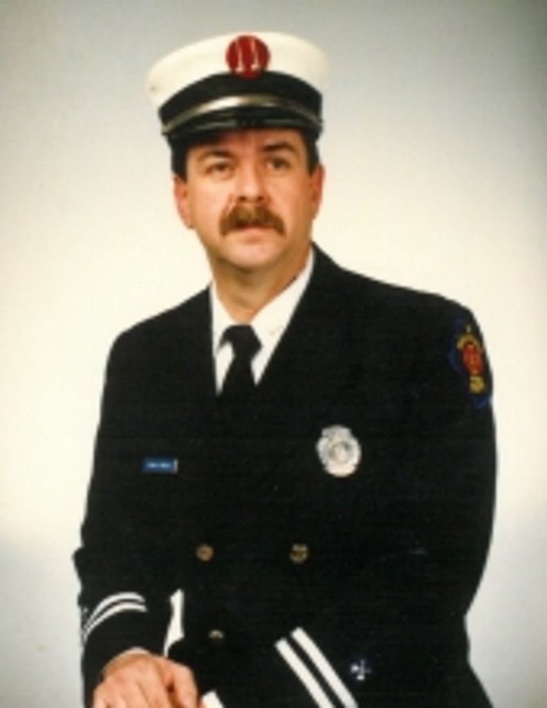 Dennis Arnold