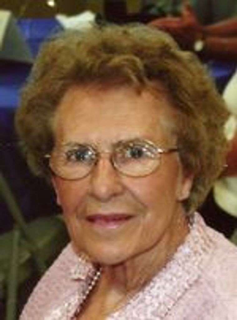 Mrs. Livoreil (Vivian) Lyons