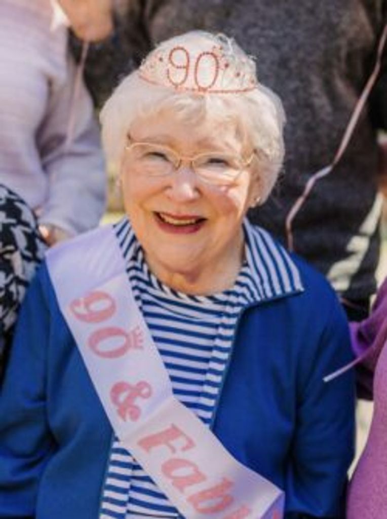 Dorothy M Pulliam