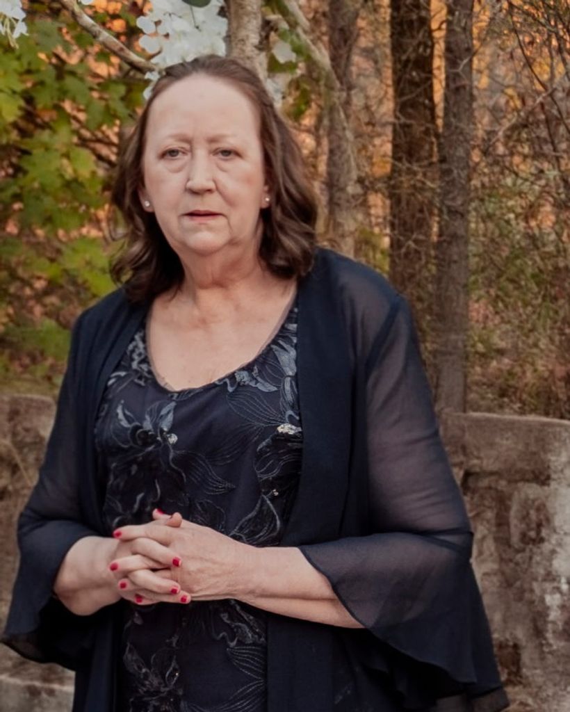 Donna Rose Davis Bond Profile Photo