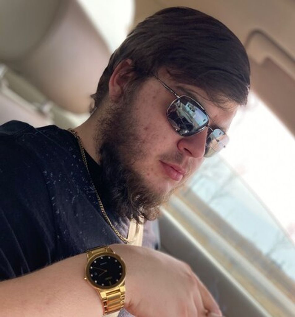 Wyatt Clayton Livesay Profile Photo