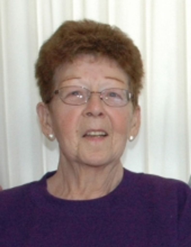 Carol J Estrada-Peché Profile Photo