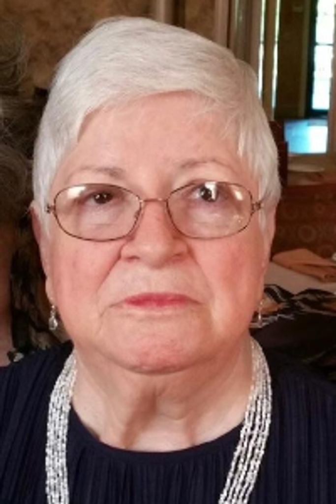 Maria E. (Gaspar) Correia