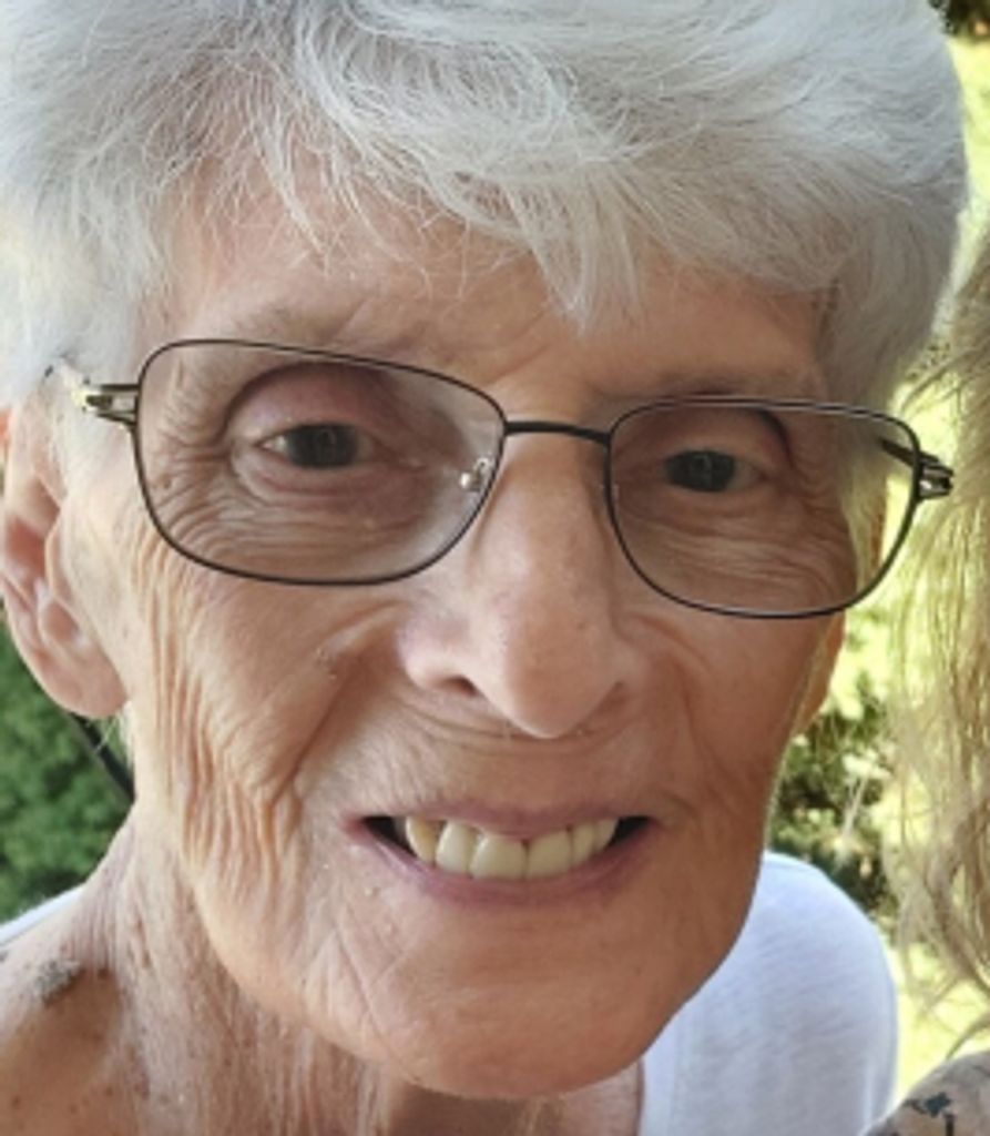 Joan Louise Smolnik