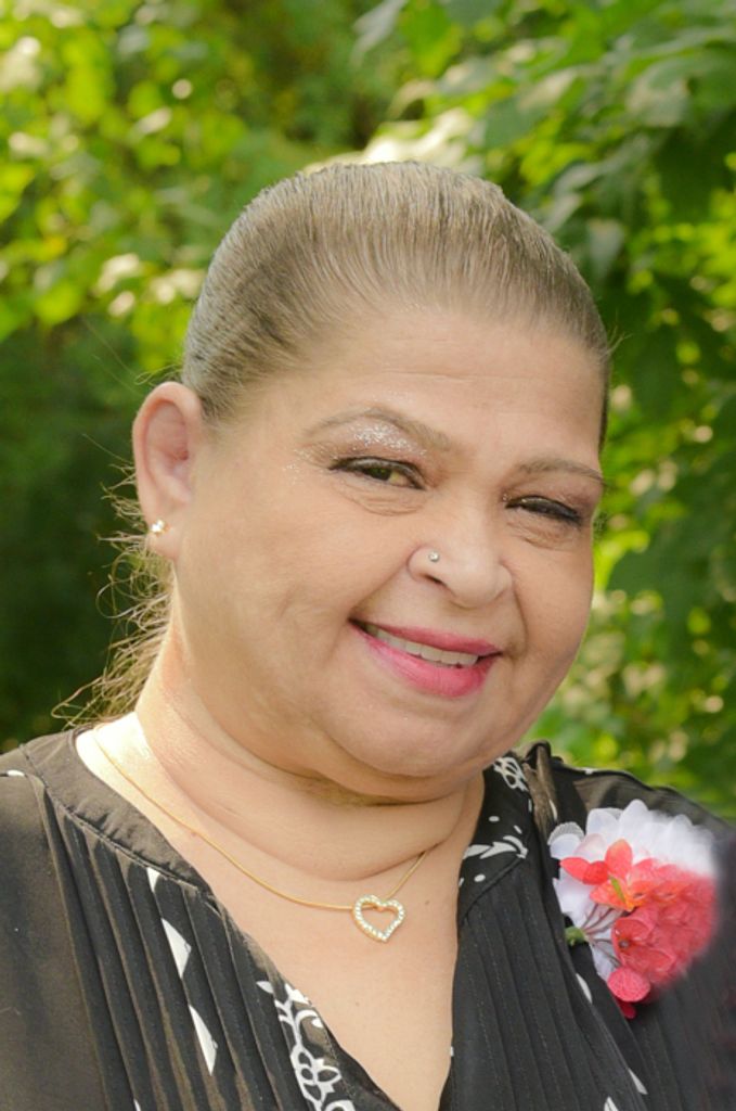 Delores Kakeyere