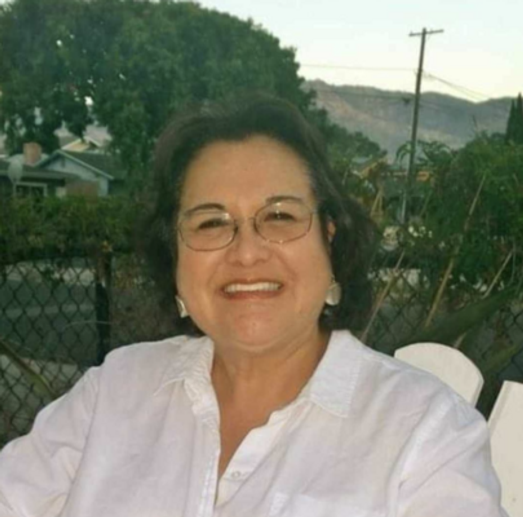 Dina Castillo Profile Photo