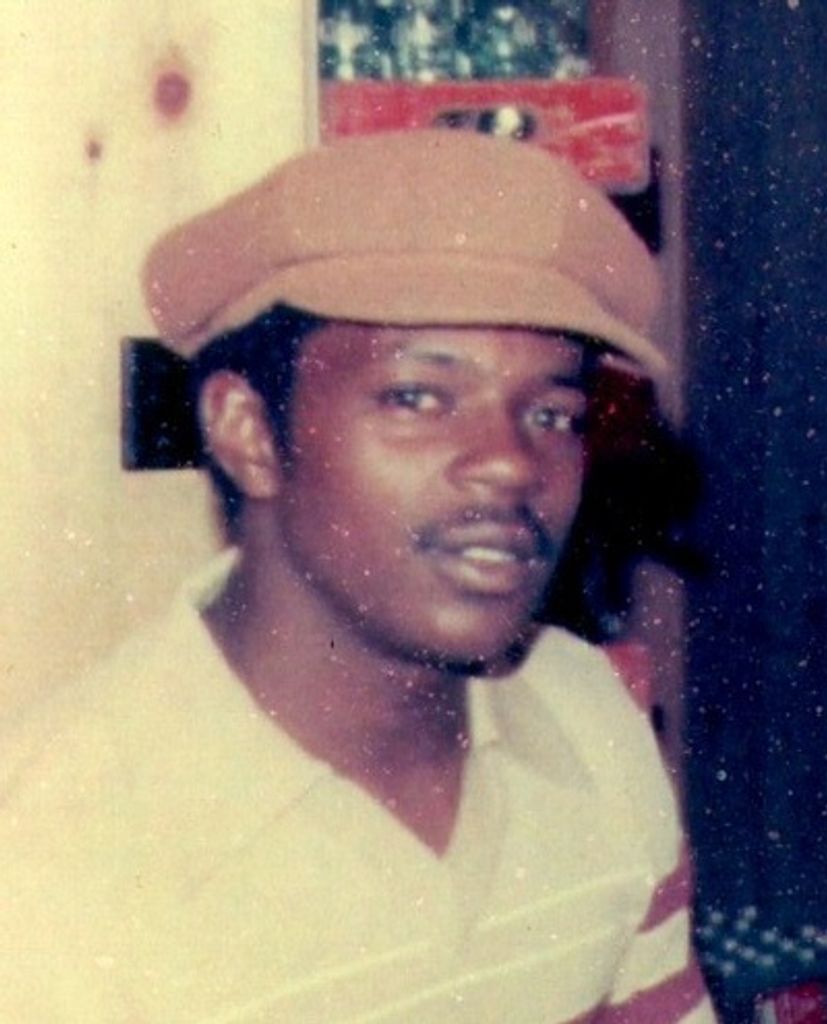 Calvin Jones Profile Photo