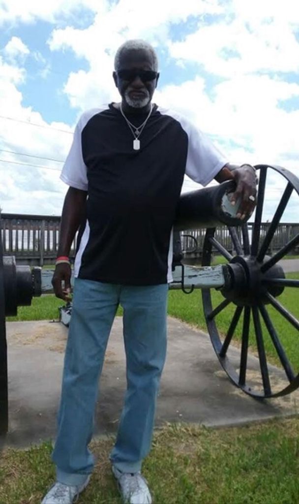 Robert Lee Seymore Profile Photo