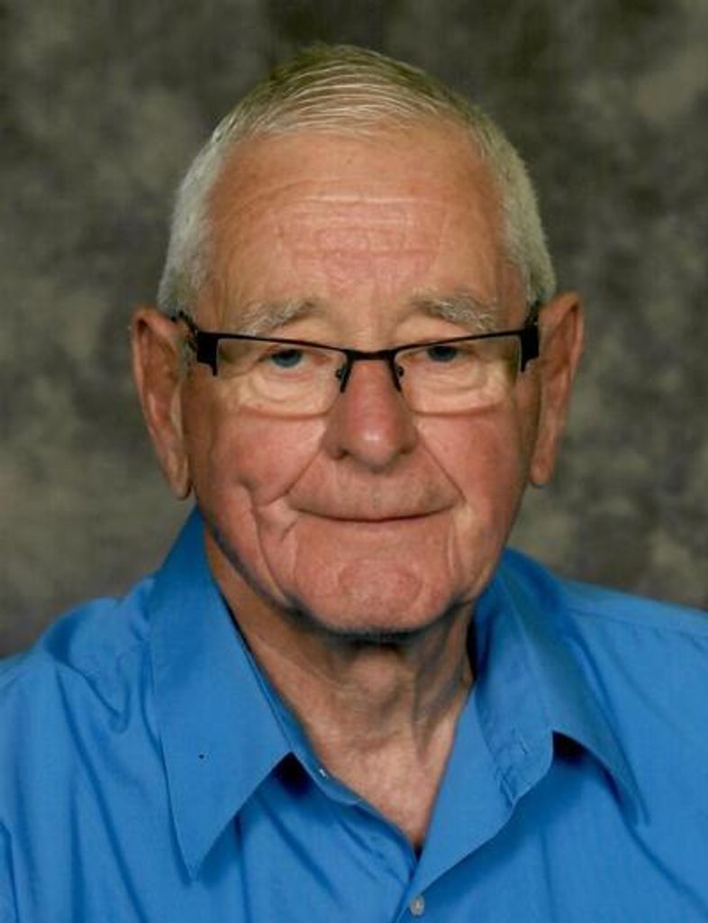 Robert L. Gutschow Profile Photo